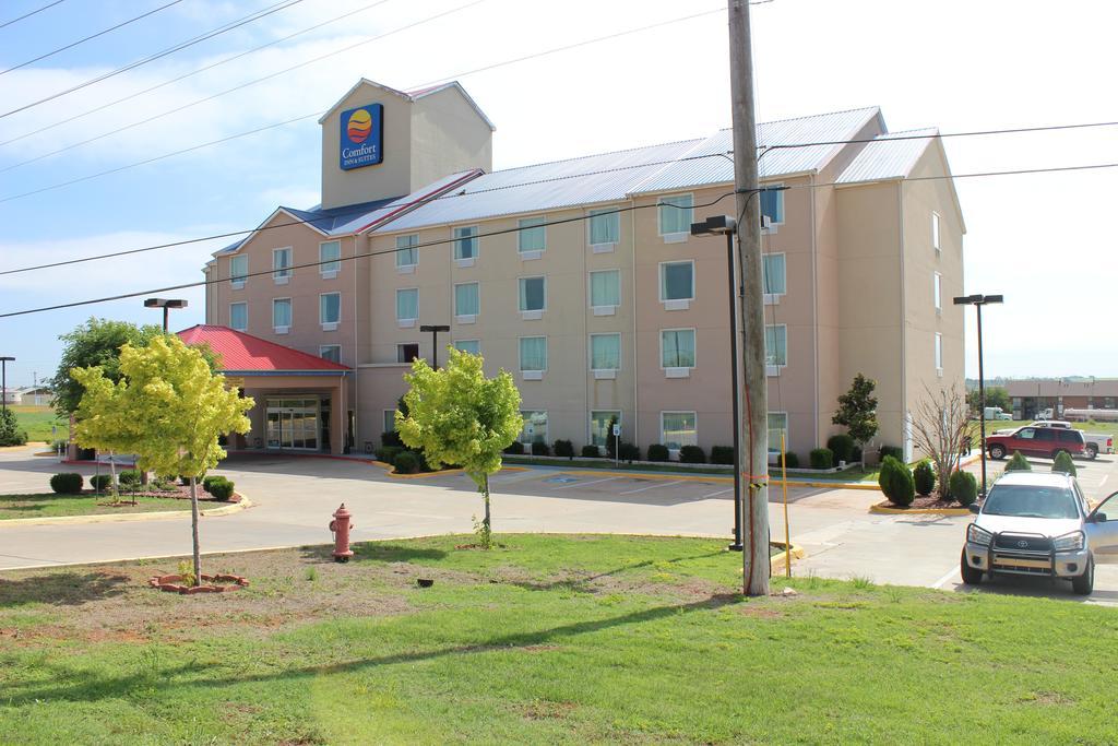 Comfort Inn & Suites Елк-Сіті Екстер'єр фото