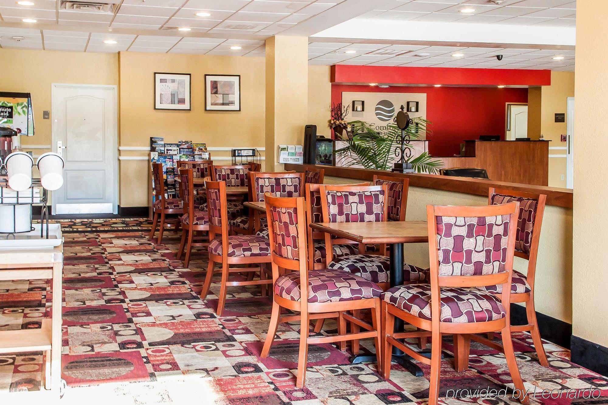 Comfort Inn & Suites Елк-Сіті Екстер'єр фото