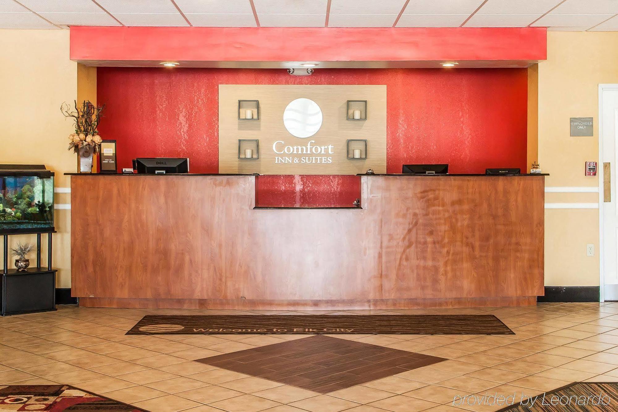 Comfort Inn & Suites Елк-Сіті Екстер'єр фото
