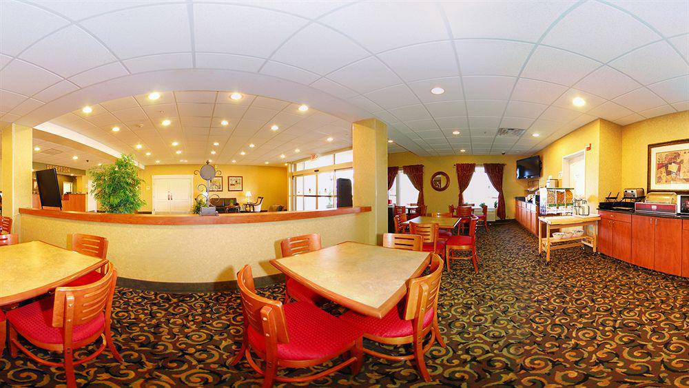 Comfort Inn & Suites Елк-Сіті Екстер'єр фото